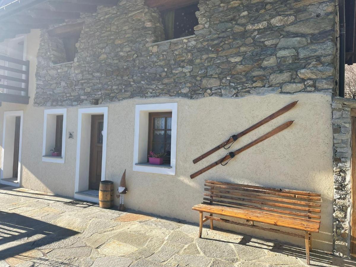 Hotel Lo Sougnet Hone Exteriér fotografie