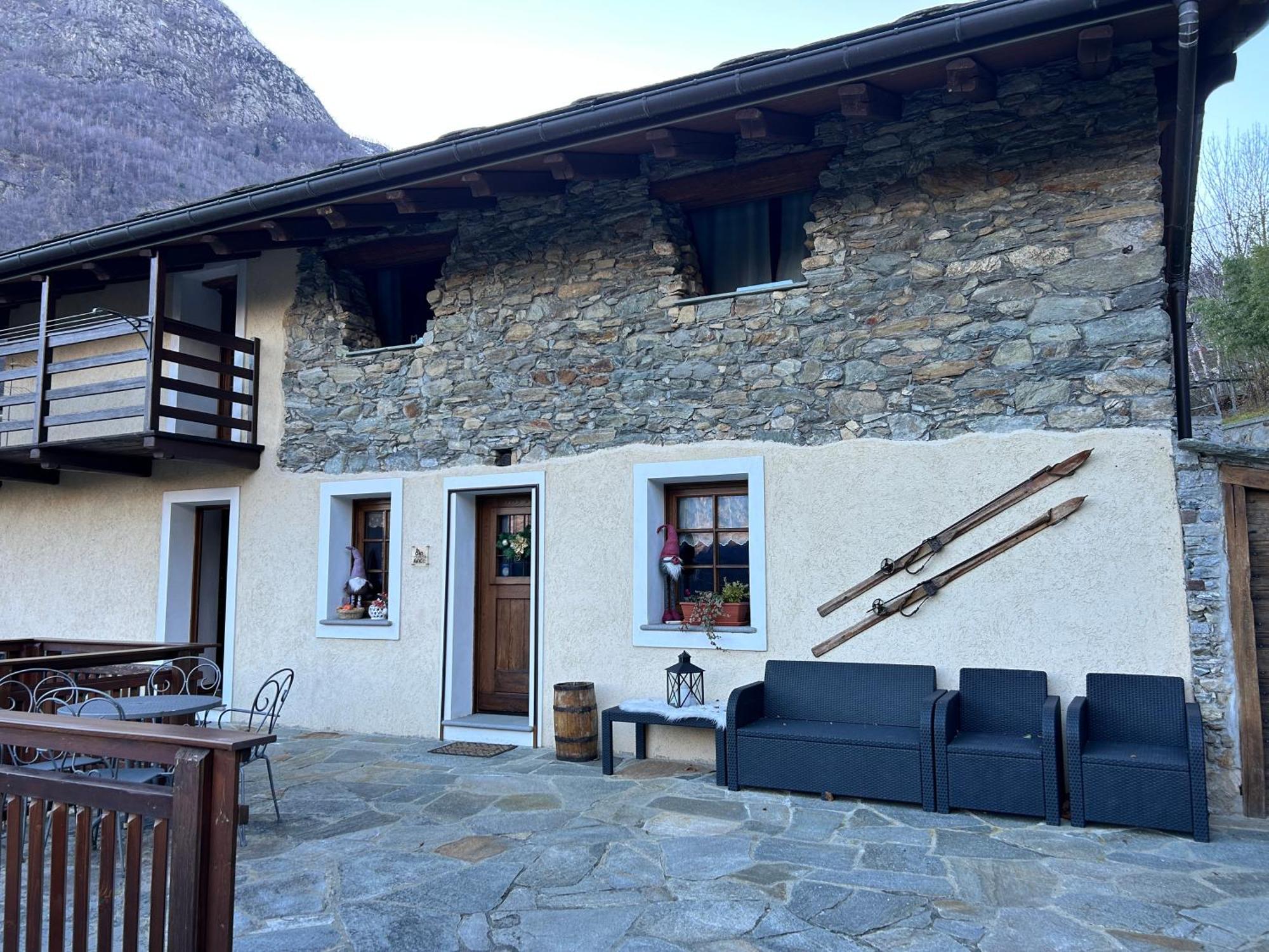 Hotel Lo Sougnet Hone Exteriér fotografie